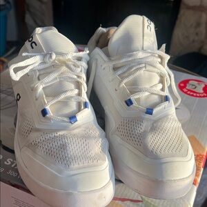 Ash White Sneakers with Blue Highlights